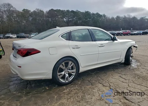 2015 Infiniti Q70 3.7 z USA, uszkodzony, nr VIN JN1BY1AP3FM542314